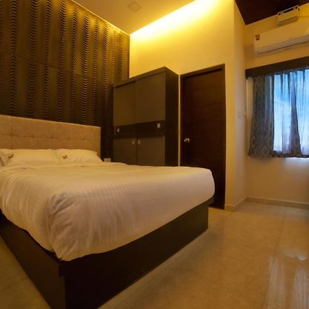 Jai wings Hotel Pondicherry Bagian luar foto
